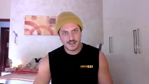 matteushh87 online show from October 18, 8:15 am