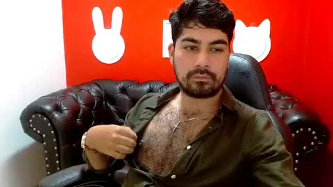 Snapshot of mattew_scott chatting on September 19, 8:31 pm mattew_scott online show from September 19, 8:31 pm