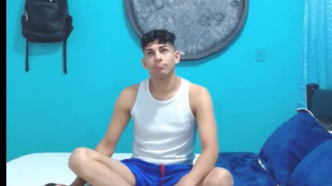 matthew_hawk19 online show from February 2, 3:17 pm