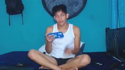 matthew_hawk19 online show from February 10, 9:47 pm