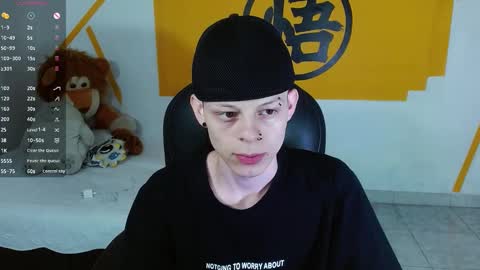 Snapshot of matthewboy_ chatting on January 19, 1:55 pm MatthewBoy online show from January 19, 1:55 pm