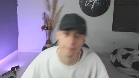 mattias     online show from January 26, 10:24 pm