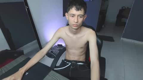 mattias     online show from February 10, 3:03 am