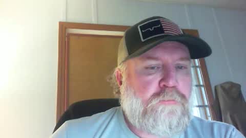 Snapshot of mattiec14 chatting on December 5, 5:31 pm mattiec14 online show from December 5, 5:31 pm