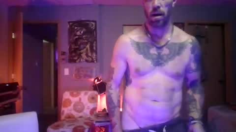 mattiedee369 online show from October 11, 5:17 am