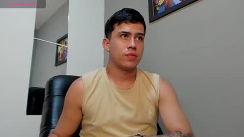 Snapshot of mattiwsmorris_ chatting on March 18, 7:22 am mattiwsmorris_ online show from March 18, 7:22 am