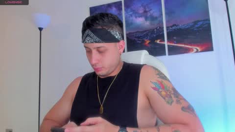 mattsaill_ online show from December 3, 6:28 pm