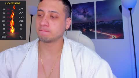 mattsaill_ online show from December 10, 11:22 am
