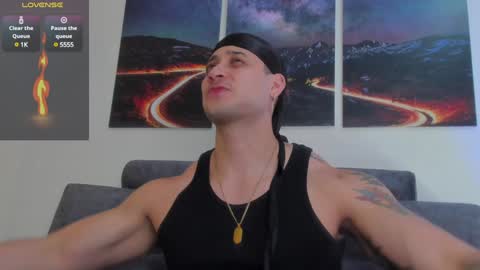 mattsaill_ online show from December 20, 3:31 pm