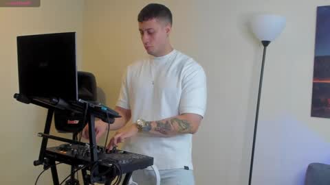 mattsaill_ online show from September 29, 12:16 am