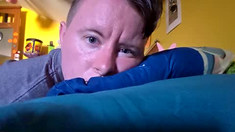 Snapshot of mattshadows667 chatting on October 6, 9:12 pm mattshadows667 online show from October 6, 9:12 pm