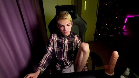 Matty  Aiden online show from December 3, 1:10 pm