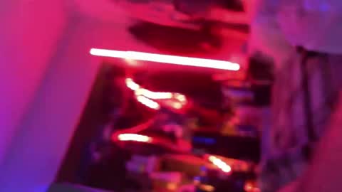 NiceBigJuicyHead online show from January 6, 11:25 am