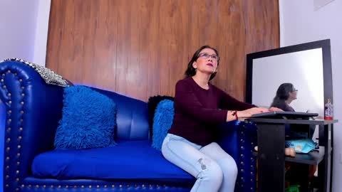 Lucy online show from January 15, 12:25 pm