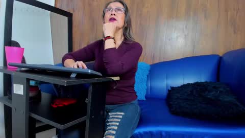 Lucy online show from February 18, 12:28 pm