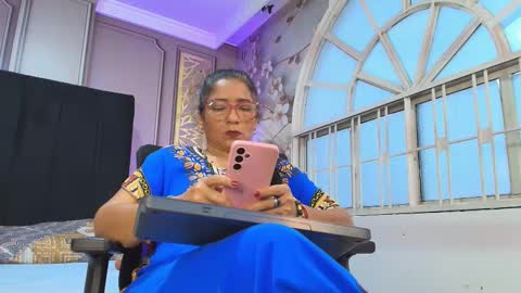 Snapshot of mature_bigass__ chatting on November 29, 11:35 am Maria online show from November 29, 11:35 am