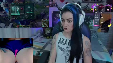 Snapshot of mature_gamer chatting on April 11, 4:22 pm Nath online show from April 11, 4:22 pm