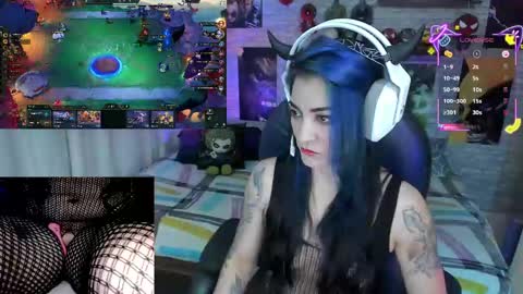 Snapshot of mature_gamer chatting on May 7, 4:12 pm Nath online show from May 7, 4:12 pm