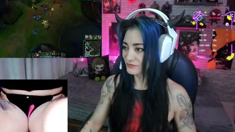 Snapshot of mature_gamer chatting on May 23, 2:43 pm Nath online show from May 23, 2:43 pm