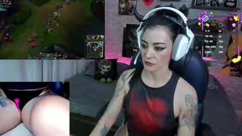 Snapshot of mature_gamer chatting on June 13, 1:53 pm Nath online show from June 13, 1:53 pm