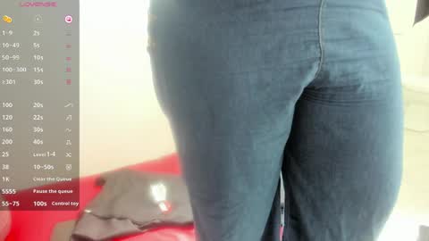 Snapshot of mature_gold1 chatting on April 26, 11:52 am danna mature online show from April 26, 11:52 am