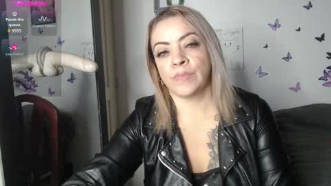 Mature liaa online show from January 18, 11:55 pm