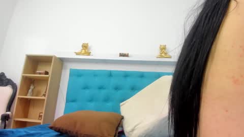 Snapshot of mature_sexylove chatting on January 13, 5:33 am mature_sexylove online show from January 13, 5:33 am