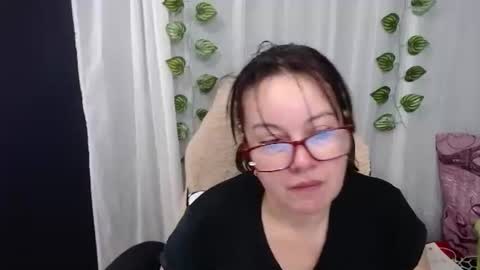 Sonia online show from December 4, 2:04 pm