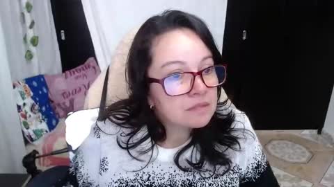 Sonia online show from December 17, 3:06 pm