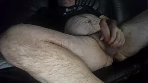 Snapshot of maturedaddy69_4u chatting on February 25, 7:07 am count du monet online show from February 25, 7:07 am