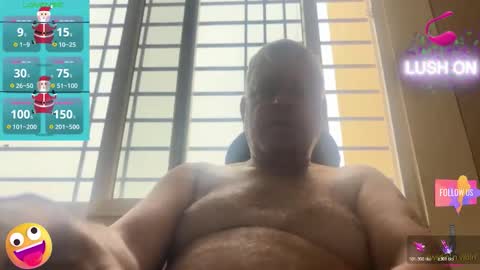 Snapshot of maturedman_44 chatting on April 17, 12:57 am DEV online show from April 17, 12:57 am