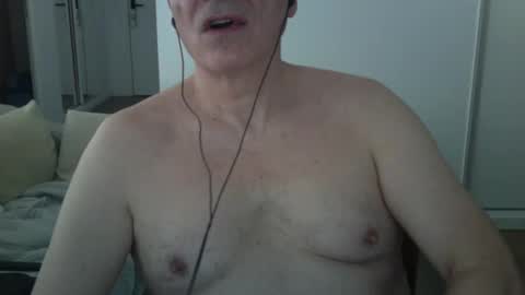maturehotman online show from February 1, 9:54 am