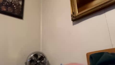 Snapshot of maturejerky chatting on October 20, 9:37 pm maturejerky online show from October 20, 9:37 pm