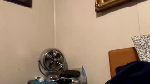 Snapshot of maturejerky chatting on November 4, 1:59 am maturejerky online show from November 4, 1:59 am