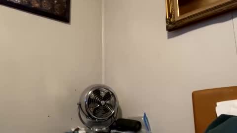 Snapshot of maturejerky chatting on November 5, 8:09 pm maturejerky online show from November 5, 8:09 pm