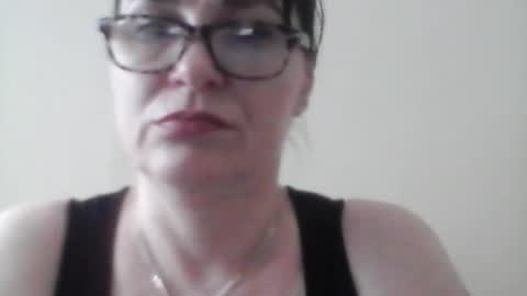 Snapshot of maturemonica chatting on March 26, 1:28 pm Monica online show from March 26, 1:28 pm