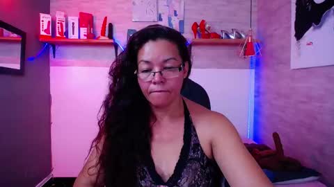 maturepure_ online show from November 15, 11:21 pm