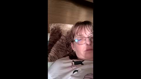 maturesexcuple online show from April 11, 5:01 am