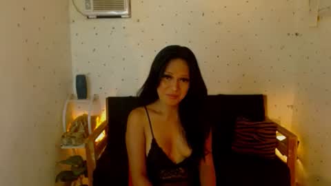 maturity_mommy_intown online show from October 5, 7:56 pm