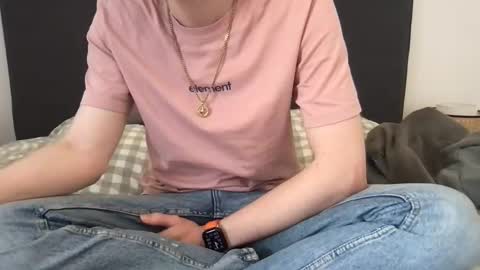 Snapshot of matwinko chatting on March 15, 9:59 am Matwinko online show from March 15, 9:59 am