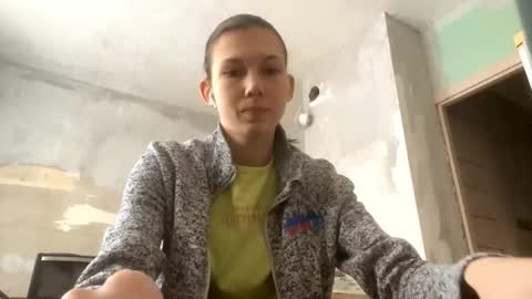 Keily online show from February 8, 9:13 am