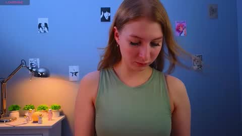 maureencoombs online show from November 14, 4:22 am