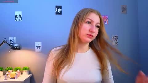 maureencoombs online show from November 27, 4:14 am