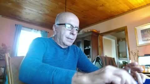 Maurice online show from December 16, 4:05 pm