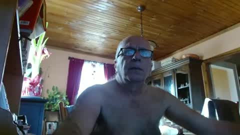 Maurice online show from January 14, 4:40 pm