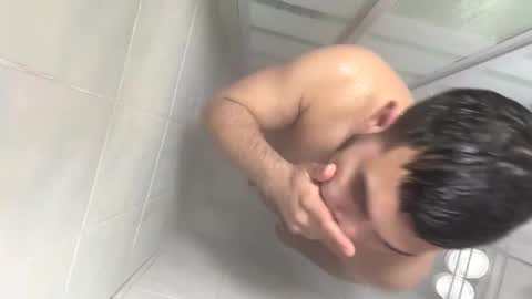 mauroo2025 online show from March 12, 4:46 pm