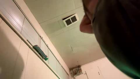 Snapshot of maverick7000 chatting on December 25, 2:45 pm maverick7000 online show from December 25, 2:45 pm