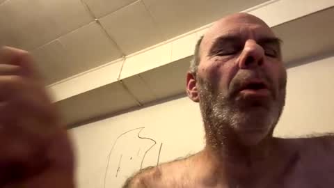 Snapshot of maverick7000 chatting on March 9, 1:46 am maverick7000 online show from March 9, 1:46 am