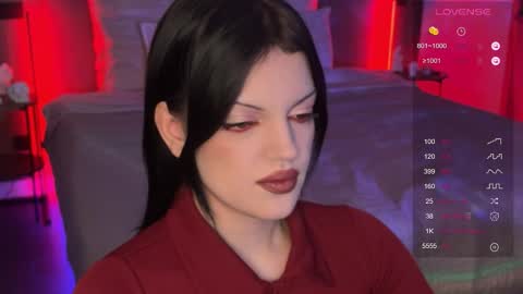 Mavis online show from December 2, 8:59 pm