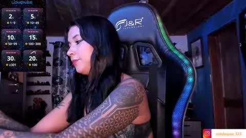 Snapshot of mavis_fuentes chatting on November 26, 10:33 pm Hilary online show from November 26, 10:33 pm